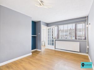 Living Room- click for photo gallery